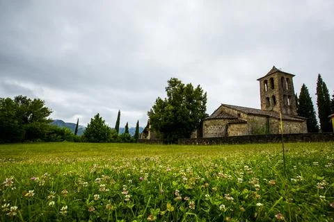 Spring in Sant Marti De Capsec church, La Garrotxa, Spain 스톡 사진