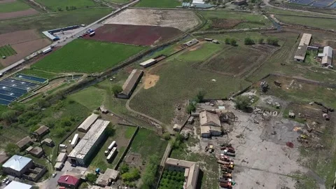 Spring settlement view 3 库存影片 330751772