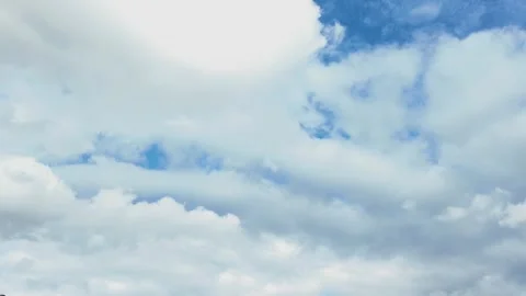 Spring Sky Clouds Rolling In Peterborough England UK 库存影片 332844502