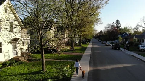 Spring stroll Video stock 170855378