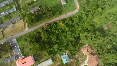 Spring summer time drone video of beautiful neighborhood 库存影片 132458533