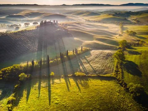 Spring in Tuscany fields Stock-Fotos