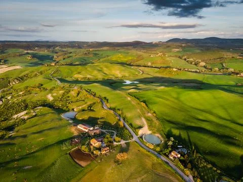 Spring in Tuscany fields Stock-Fotos