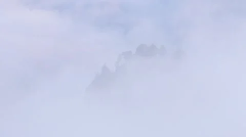 In spring the veil of mist creeping up the mountain slopes of the Caucasus Vídeos de archivo 63222237