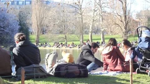Spring Week-End in The Parc des Buttes Chaumont in Paris, France Stock Footage 149371755
