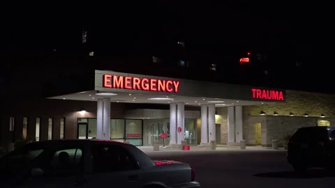 SPRINGFIELD, MO - 2023 - Good establishing shot of a generic modern hospital Stock Footage 264608749