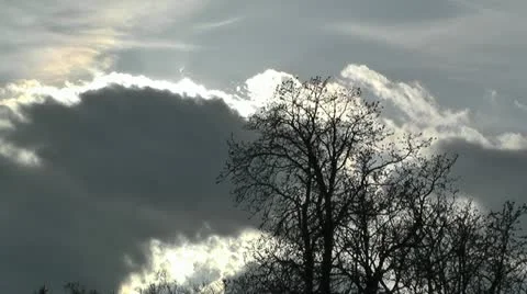 Springtime Trees and Clouds Sunset Timelapse 02 Video stock 10868430