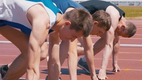 Sprint Start Side View Vidéo 113462499