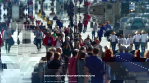 Spying on people in the crowd 動画素材 97986823