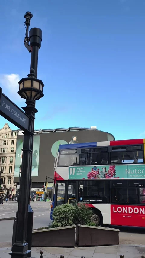 Square, creating a strong contrast, plaza Piccadilly Circus Stock Footage 323592795