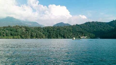 Square dip net for catching fish, shrimp and crab in lake Foto stock