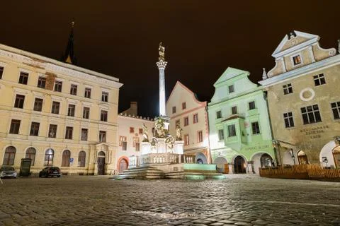 Square during night time captured on long exposure of the historic city of Ce Stockfoto's