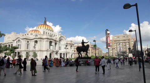 Square in front  of Fine arts building in downtown, people walking around. Stock Footage 50442154