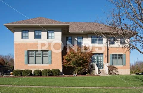 Square Modern House with Blue Trim Stock Photos