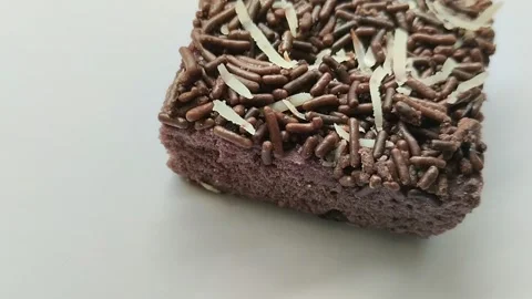 A square piece of chocolate bread 動画素材 288650590