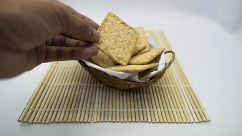 Square type crackers with salt Foto stock