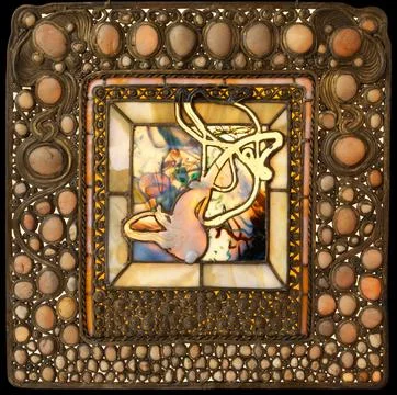 Squash Window with Pebbles Louis C. Tiffany American 188590 Louis Comfort T.. Foto stock
