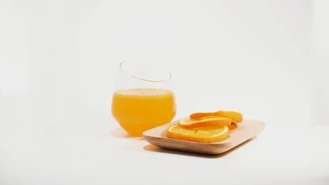 Squeeze orange juice 库存影片 97301694