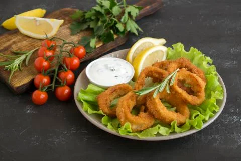 Squid rings deep fried with crispy crust. Foto stock