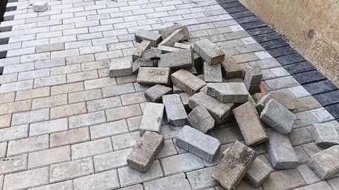 Sri Lanka Interlocking Paver Installation Wide Shot Видео 339538326