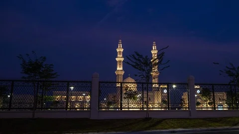 Sri Sendayan Mosque Time Lapse, Malaysia Stock Footage 125991675