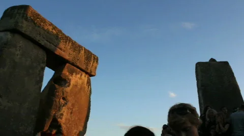 Ss pan inside Stonehenge Video stock 853155
