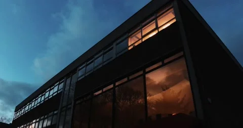 St Albans - Sunset - City Centre Timelapse - Cloud Reflection Stockbeeldmateriaal 145790100