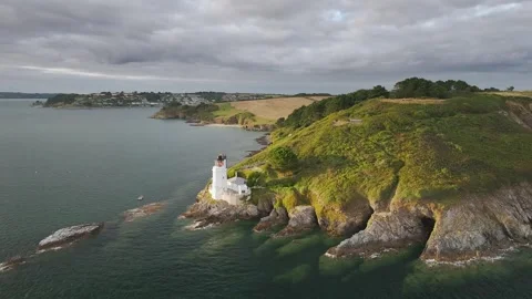 St Anthony Lighthouse from drone, Roseland peninsula, Cornwall, UK Vidéo 314865707