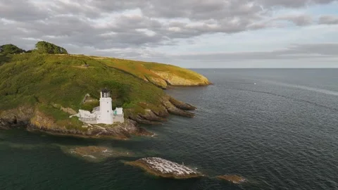 St Anthony Lighthouse from drone, Roseland peninsula, Cornwall, UK Vidéo 314865731