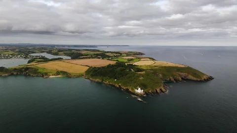 St Anthony Lighthouse from drone, Roseland peninsula, Cornwall, UK Vidéo 314865745