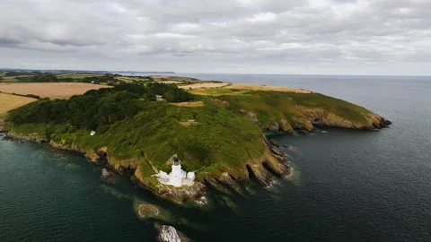 St Anthony Lighthouse from drone, Roseland peninsula, Cornwall, UK Vidéo 314865757