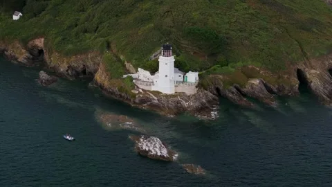 St Anthony Lighthouse from drone, Roseland peninsula, Cornwall, UK Vidéo 314865794