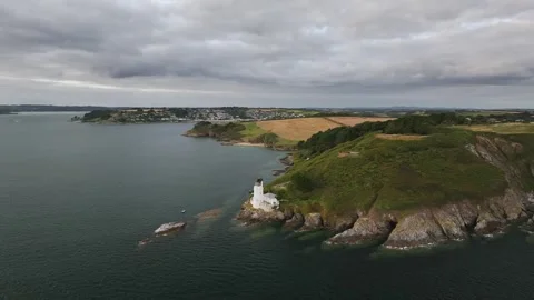 St Anthony Lighthouse from drone, Roseland peninsula, Cornwall, UK Vidéo 314865810