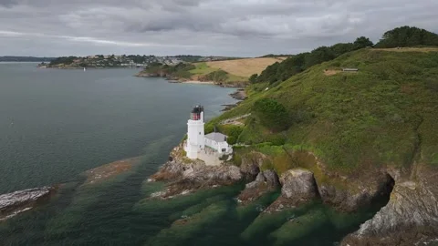 St Anthony Lighthouse from drone, Roseland peninsula, Cornwall, UK Vidéo 314898302
