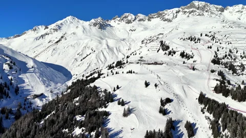 St Anton am Arlberg, Austria: Aerial view of famous ski resort in Tyrolean Alps Vídeos de archivo 287006486