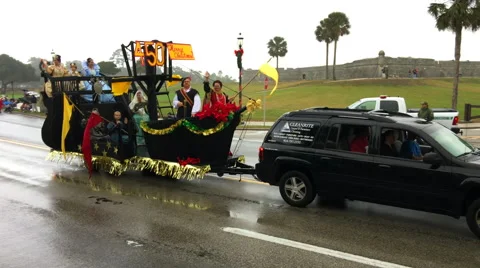 St Augustine Parade pirate ship Stock Footage 58098929