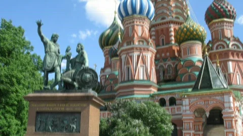 St. Basil's Cathedral and monument to Minin and Pozharsky on Red square Video stock 854449