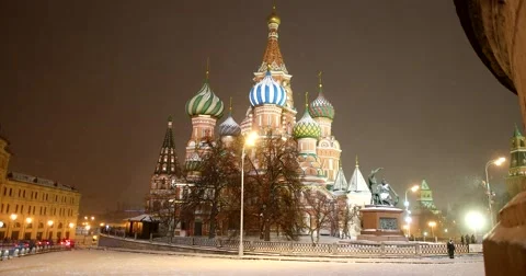 St. Basil's Cathedral on red square during a heavy snowfall Stock Footage 67396164