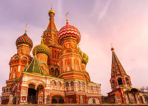 St. Basil's Cathedral on the Red Square with sunrays, Moscow Foto stock
