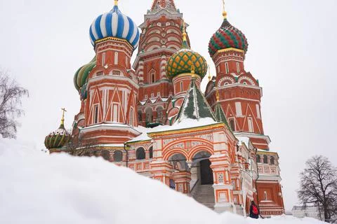 St. Basil’s Cathedral on Red Square in Moscow in winter Stock Photos