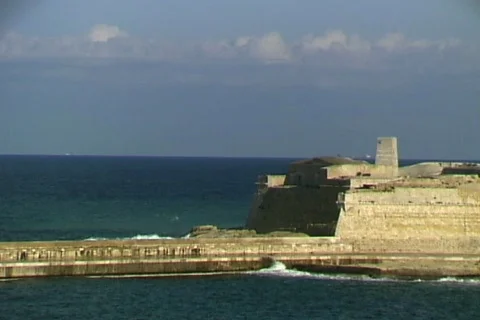 St Elmos Point Stock-Footage 820404