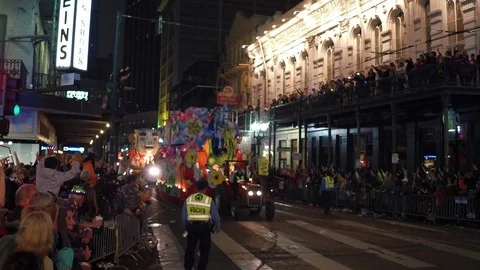St George and the Dragon float in Hermes parade 2018 Stock Footage 86337787