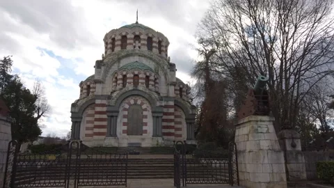 St George the Conqueror Chapel Mausoleum - Pleven, Medium-Sized City In Bulgaria Vídeos de archivo 230471365