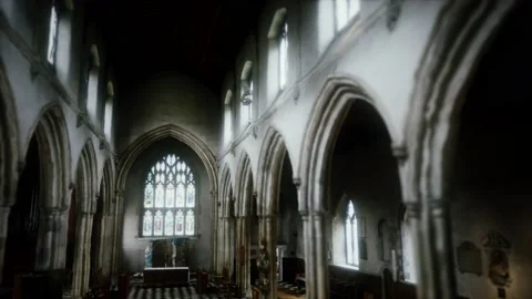 St. Giles Without Cripplegate Church located in the Barbican Estate in London Vidéo 140676026