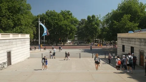 St James's Park and Thhe Mall Stock Footage 91626460