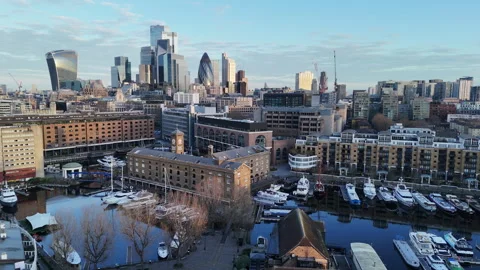 St. Katherine Docks. Video stock 330942244