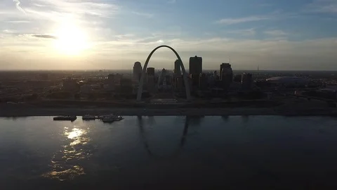 St Louis Arch and Downtown - Aerial - Sunset - 60fps 02 Stock Footage