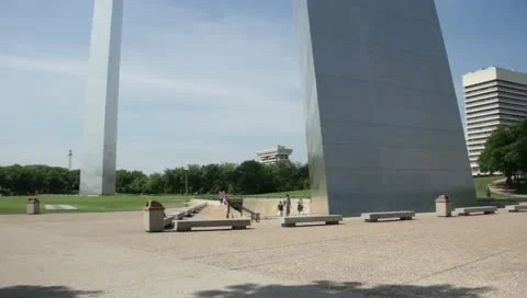 St. Louis Arch Stock Footage 11046692