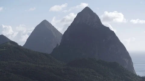 St Lucia Pitons Tilt Down 스톡 동영상 84272240