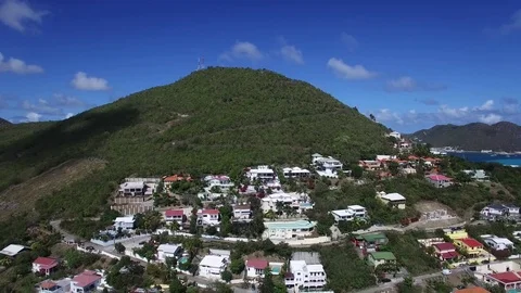 St Maarten Pool Zoom Out 動画素材 77975873